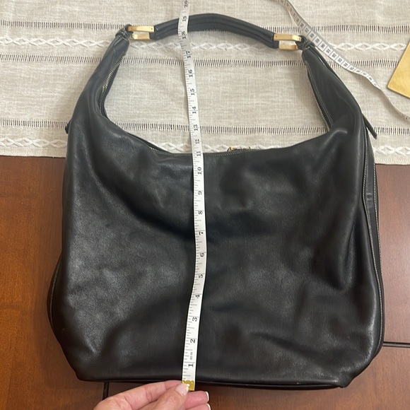 Gucci Leather Hobo Bag | 73884 - Picture 13 of 16